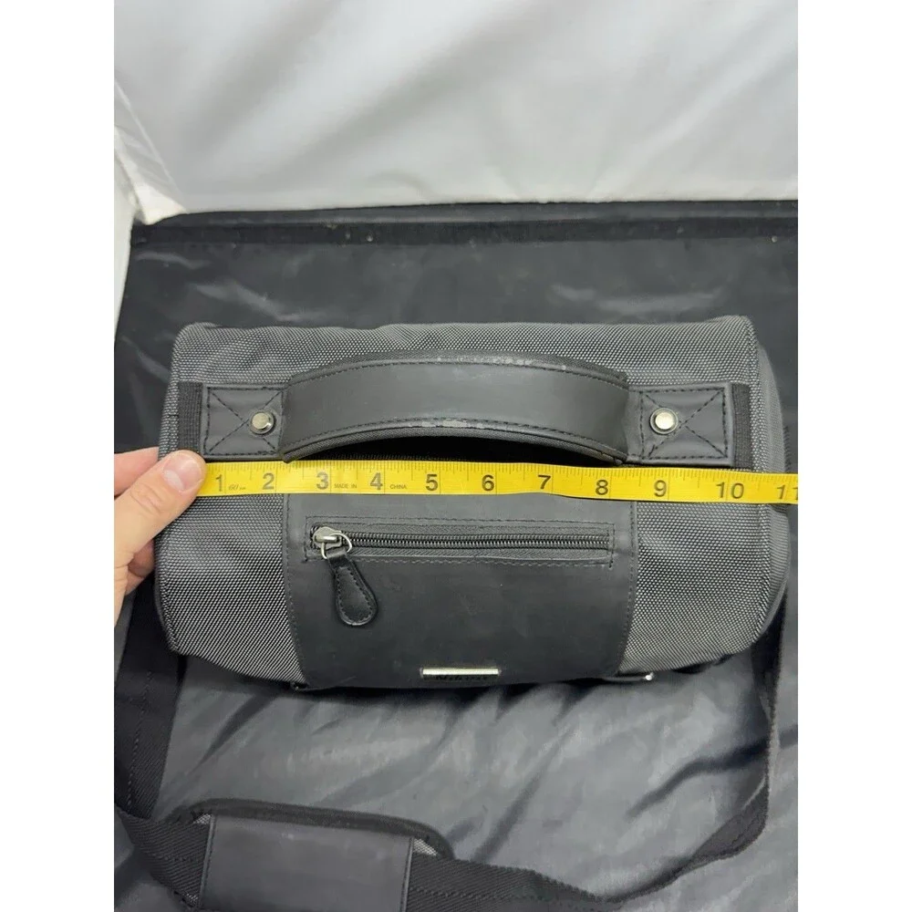 Nikon Deluxe Carry Bag Case Black For SLR Digital Camera & Accessories Padded